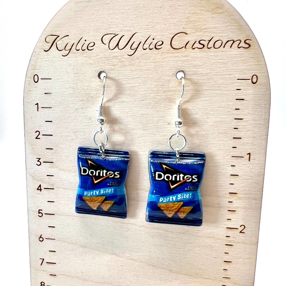 Ranch Doritos Earrings - Potato Chips Earrings - Food Earrings - Teacher Earring - Picture 8 of 8